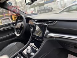 جیپ گراند شیرۆکی